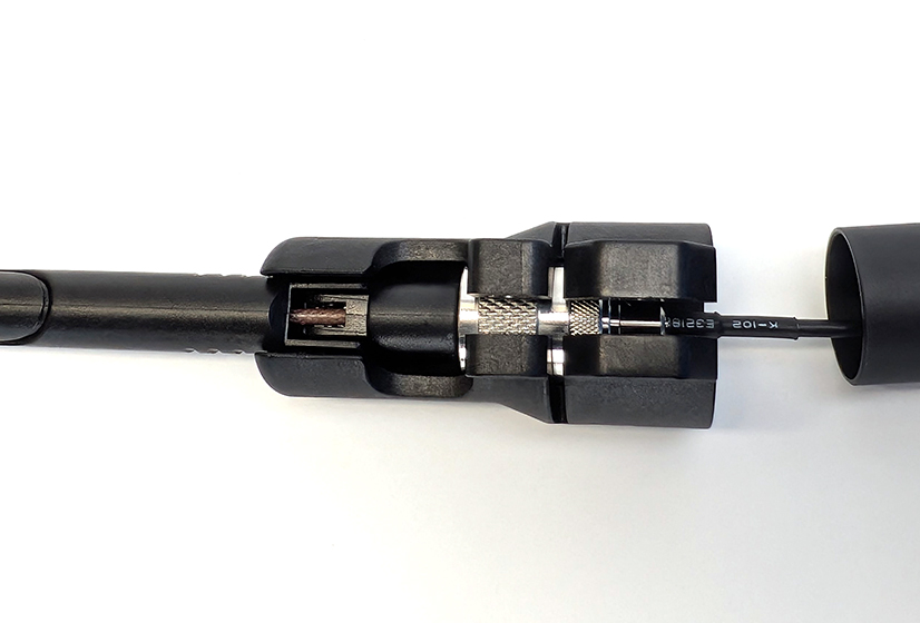 antenna-accessory-mast-install-6