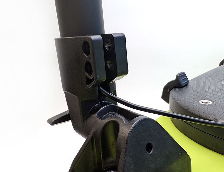 antenna-accessory-mast-install-7